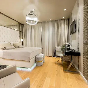 https://luxury-rooms-fortuna-split.splithotels.org